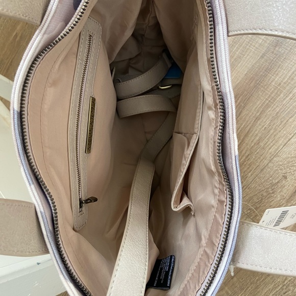 Brand new camo Anthropologie tote! - Picture 7 of 16